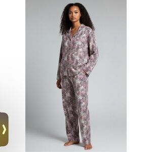 NWT SKIMS Sleep Long Sleep Set Bloom Mini Multi Animal Print Pajamas Size XS